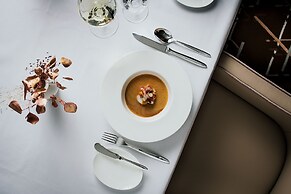 Hotel Atlantic Hamburg, Autograph Collection