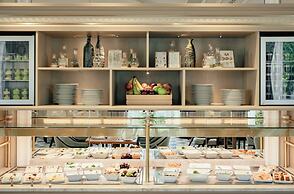 Hotel Atlantic Hamburg, Autograph Collection