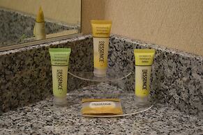 Inn At The Convention Center