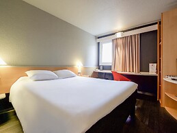 ibis Pau Lescar