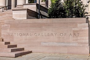 The Melrose Georgetown Hotel