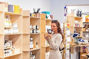 The Melrose Georgetown Hotel