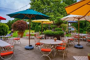 Bishopstrow Hotel & Spa