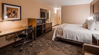 Best Western Plus Kansas City Sports Complex Hotel