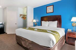 Quality Inn Sarasota North Near Lido Key Beach