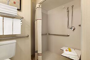 DoubleTree by Hilton Minneapolis - Park Place