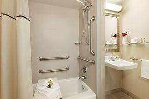 DoubleTree by Hilton Minneapolis - Park Place