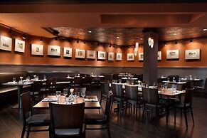 DoubleTree by Hilton Minneapolis - Park Place