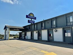 Days Inn by Wyndham Salina I-70