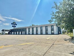 Days Inn by Wyndham Salina I-70