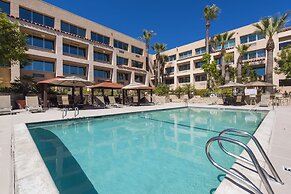 Grand Vista Hotel