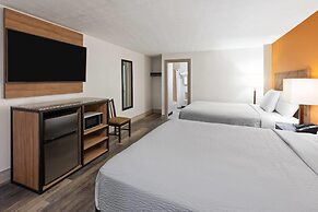 Howard Johnson by Wyndham Malden Boston Area