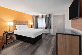 Howard Johnson by Wyndham Malden Boston Area