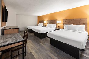 Howard Johnson by Wyndham Malden Boston Area