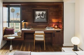 SIXTY Beverly Hills