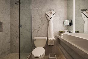 SIXTY Beverly Hills