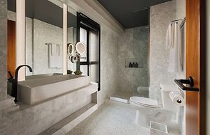 SIXTY Beverly Hills