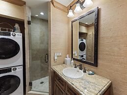 Wailea Ekahi - CoralTree Residence Collection