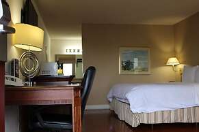 Days Inn & Suites by Wyndham Sunnyvale