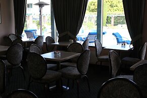 Days Inn & Suites by Wyndham Sunnyvale