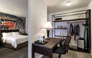 Hotel Versey Chicago Lincoln Park