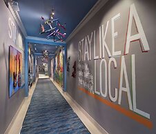 Hotel Versey Chicago Lincoln Park