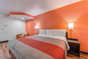 Motel 6 Saint Paul, MN - I-94