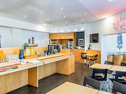 ibis Evora Hotel