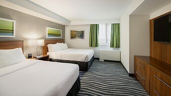 Holiday Inn Winnipeg-Airport West, an IHG Hotel