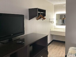 Motel 6 Baton Rouge, LA - East - I-12