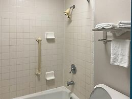 Motel 6 Baton Rouge, LA - East - I-12