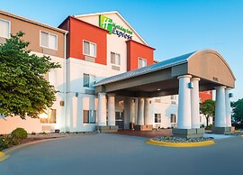 Holiday Inn Express Hotel & Suites Burlington, an IHG Hotel