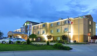 Holiday Inn Express Hotel & Suites Burlington by IHG
