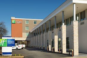 Holiday Inn Express Baltimore At The Stadiums by IHG