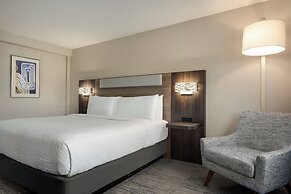 Holiday Inn Express Baltimore At The Stadiums by IHG