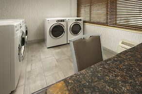 Holiday Inn Express Baltimore At The Stadiums by IHG