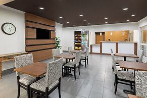 Wingate by Wyndham Marion