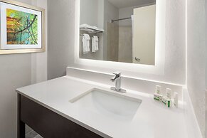 Wingate by Wyndham Marion