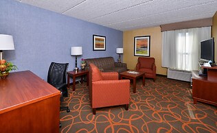 Best Western Plus Fresno Airport Hotel