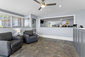 Quality Inn Lakefront