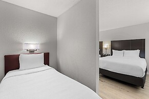 Quality Inn Lakefront