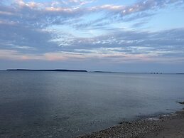 Quality Inn Lakefront