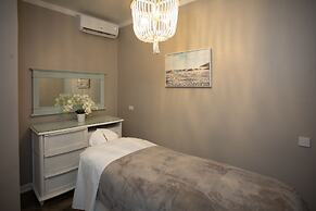 Sea Breeze Beach House by Ocean Hotels - All Inclusive