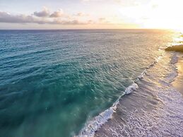 Sea Breeze Beach House by Ocean Hotels - All Inclusive