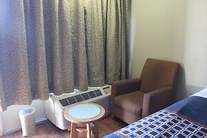 Tampa Inn - Near Busch Gardens