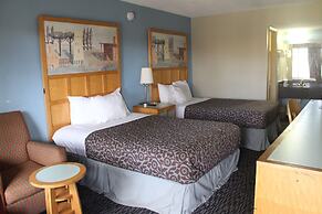 Tampa Inn - Near Busch Gardens