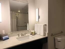 Hilton New Orleans Airport