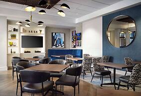 Hilton New Orleans Airport