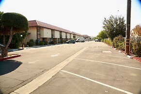 Ramada by Wyndham Fresno North