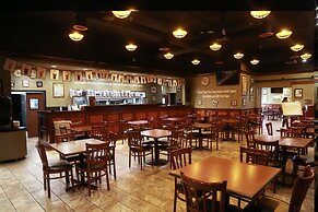 Ramada by Wyndham Fresno North